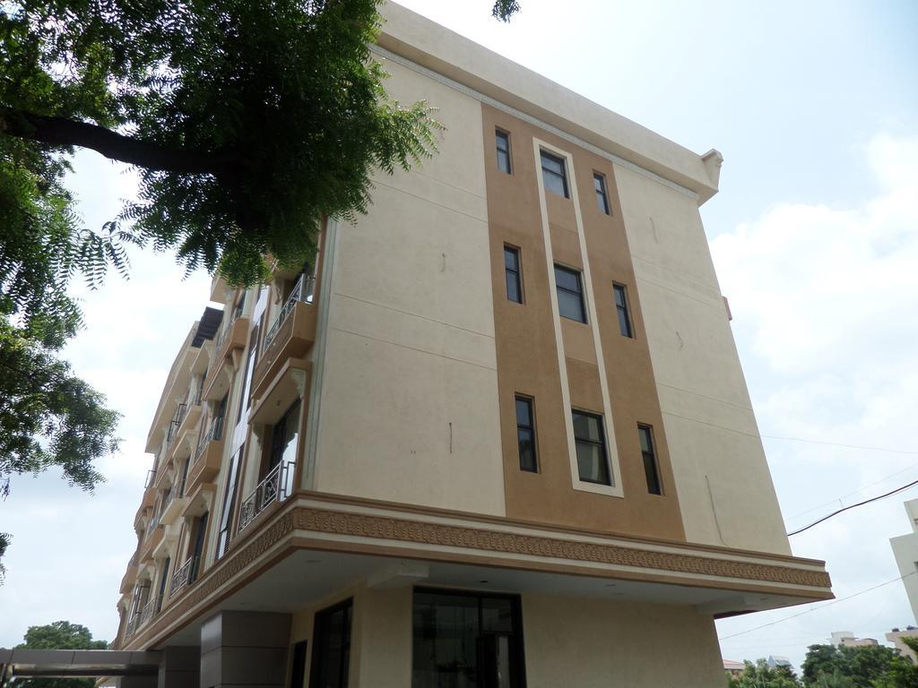 Sai Heera Residency Hotel Shirdi Exterior photo